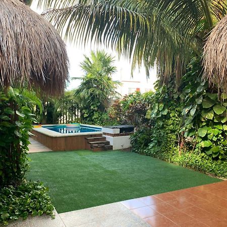 Ferienwohnung Casa Nona Rosa Cancún Exterior foto